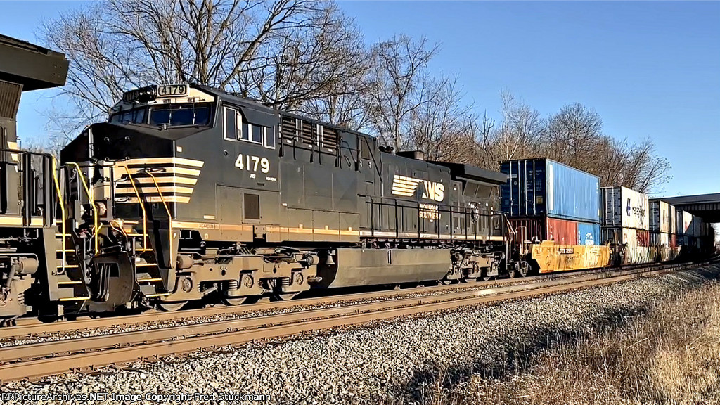 NS 4179